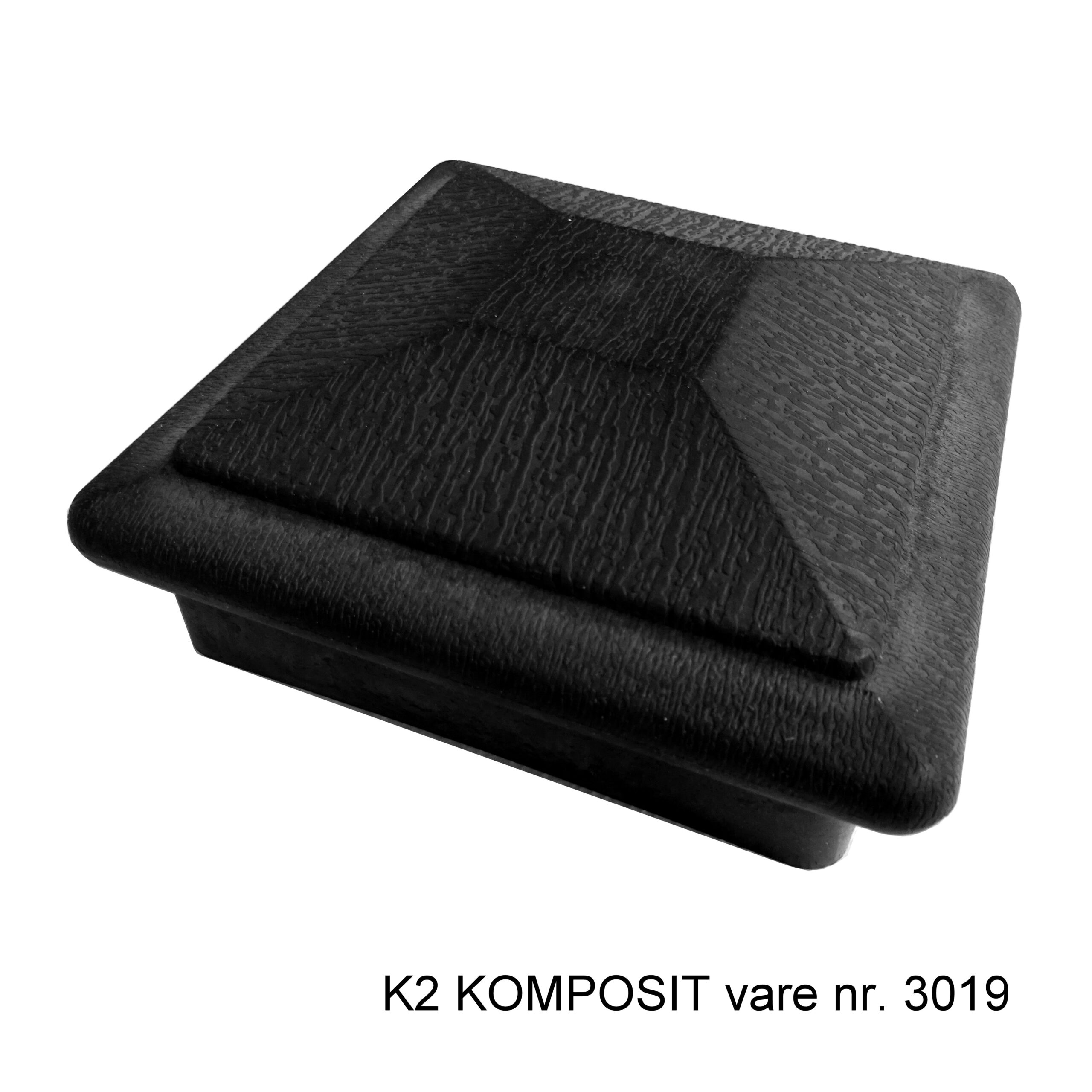 stolpetop-til-kompositstolpe-100x100mm-graasort-3019 - K2 Komposit K2 Komposit gråsort top til komposit firkantstolpe 10x10 cm