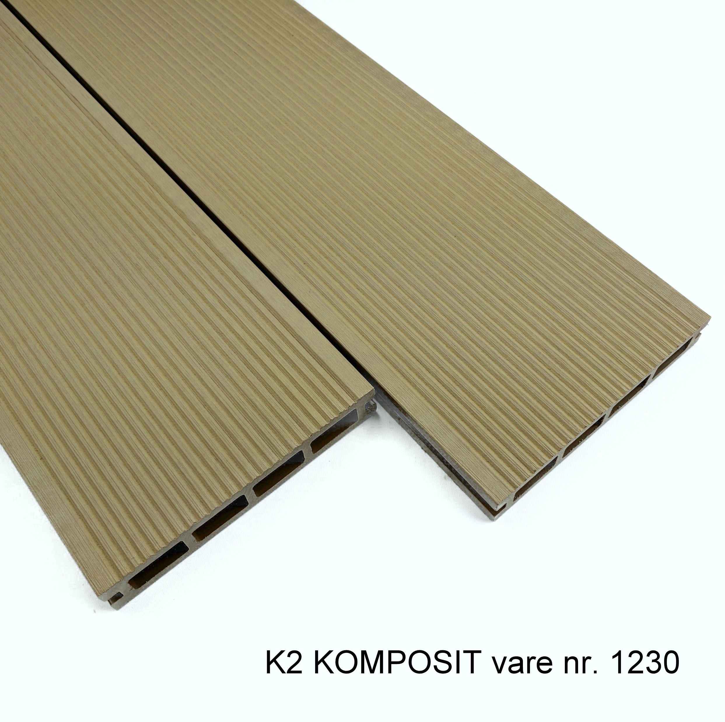 terrassebraedder-hule-komposit-25x150x2220mm-lys-eg-rillet-traestruktur-ff-1230 - K2 Komposit K2 Komposit hule terrassebrædder 25x150x2220 mm lys eg